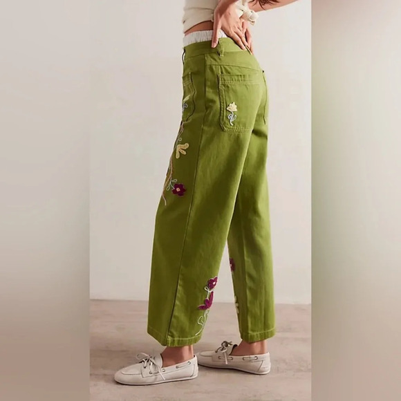 NWT We The Free Summer Bloom Embroidered Jeans, Sz 24 - Picture 2 of 10